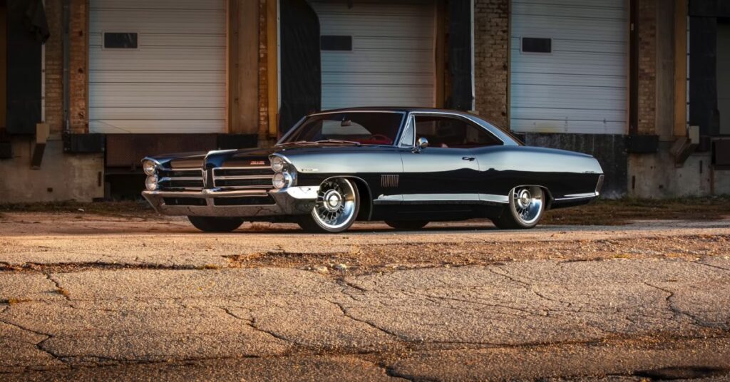 Roadster Shop's 1966 Pontiac 2+2 'Survivor Series': A 750HP, IRS Chassis Beast