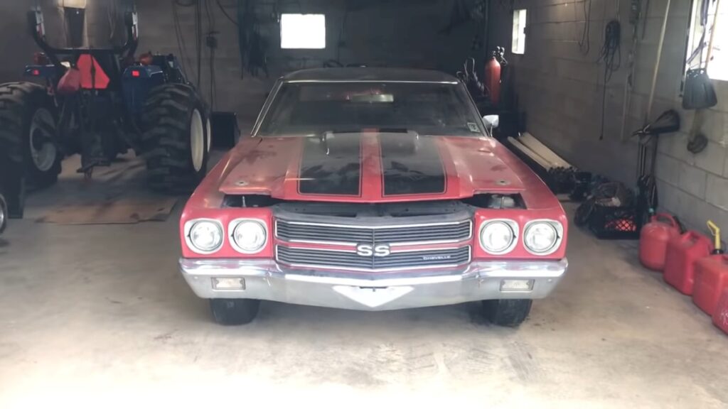 Survivor Cranberry Red 1970 Chevelle SS396 4 Speed Sees Daylight After 40 Year Hibernation - image 2